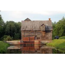 Экскурсия на водяную мельницу в Гудай (Литва, Гудай)