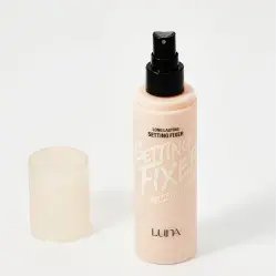Фиксирующий спрей для макияжа LUNA Long Lasting Setting Fixer