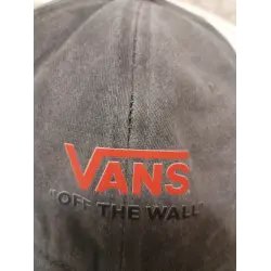Бейсболка Vans