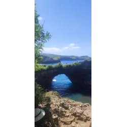 Broken beach на острове Нуса пенида